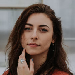 Generated avatar for https://xsgames.co/randomusers/avatar.php?g=female